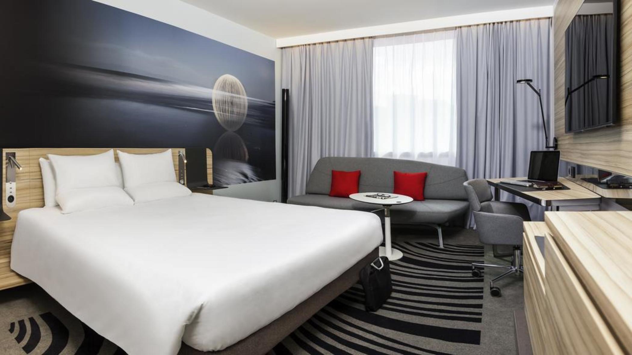 Novotel London Waterloo Exterior photo