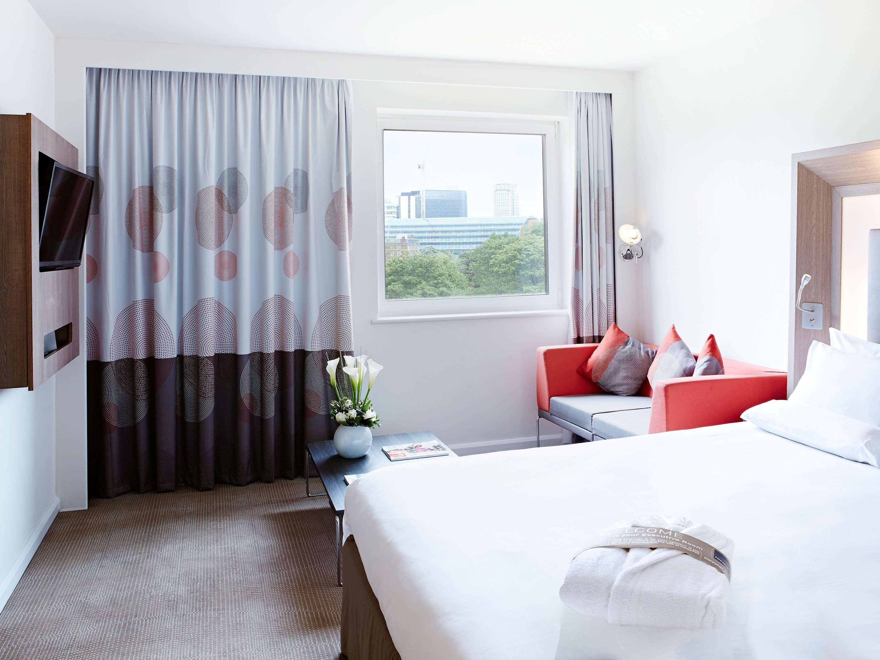 Novotel London Waterloo Exterior photo