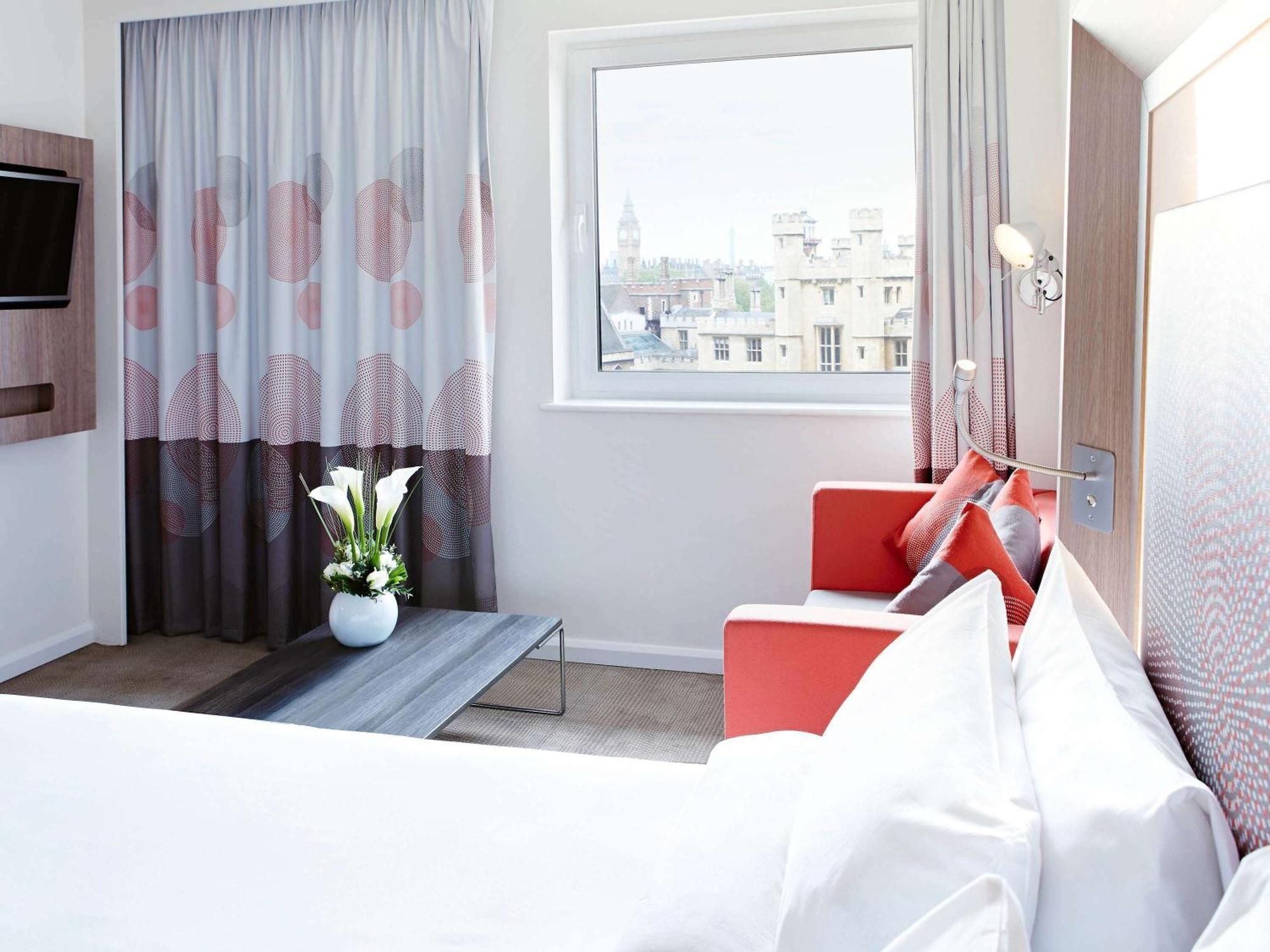 Novotel London Waterloo Exterior photo